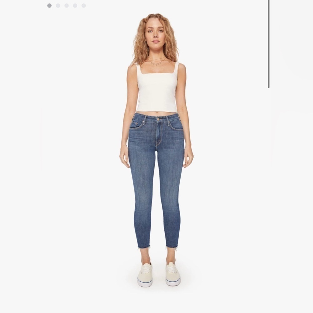 Mother The Looker Ankle Fray in the color Girl Crush
